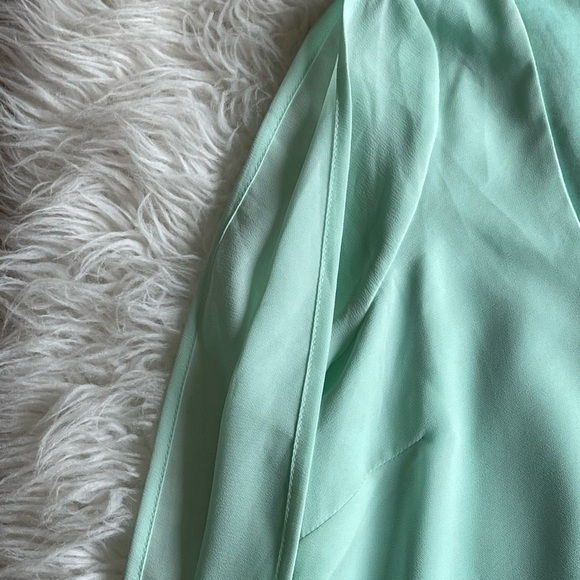 Tobi Woman’s Size XS Mint Green Cold Shoulder Dress NWT - Picture 6 of 11